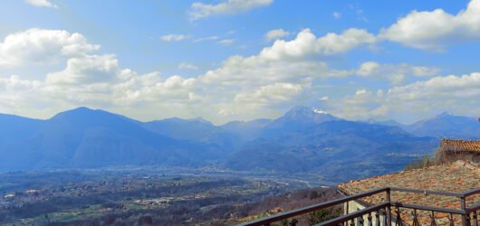 When The Mountains Wake Up — Spring In A Tuscan Hamlet